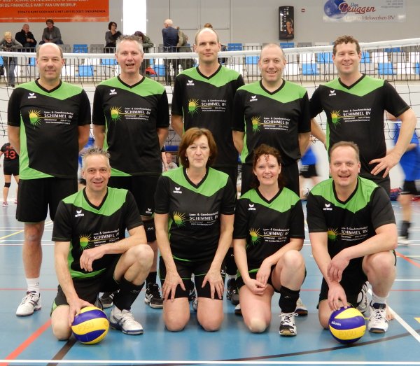 Het volleybal-team van Jan van de Fliert